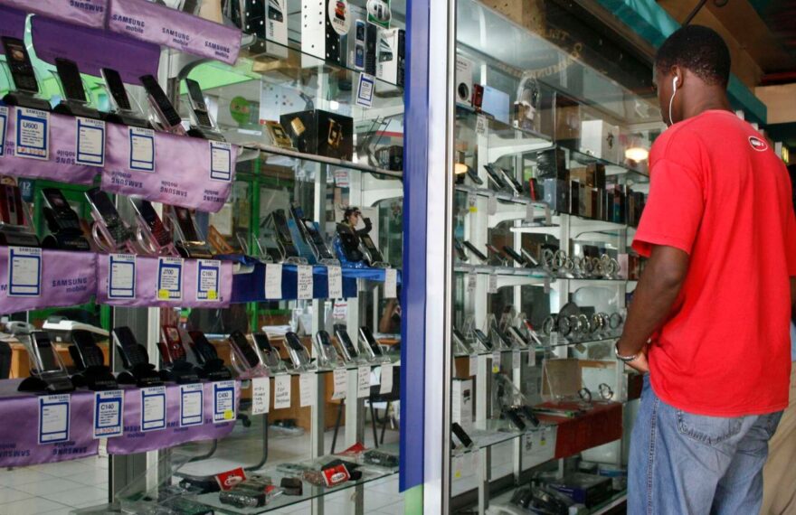 Kenyans Purchased 4.1 Million Smartphones In a 3 Month Period