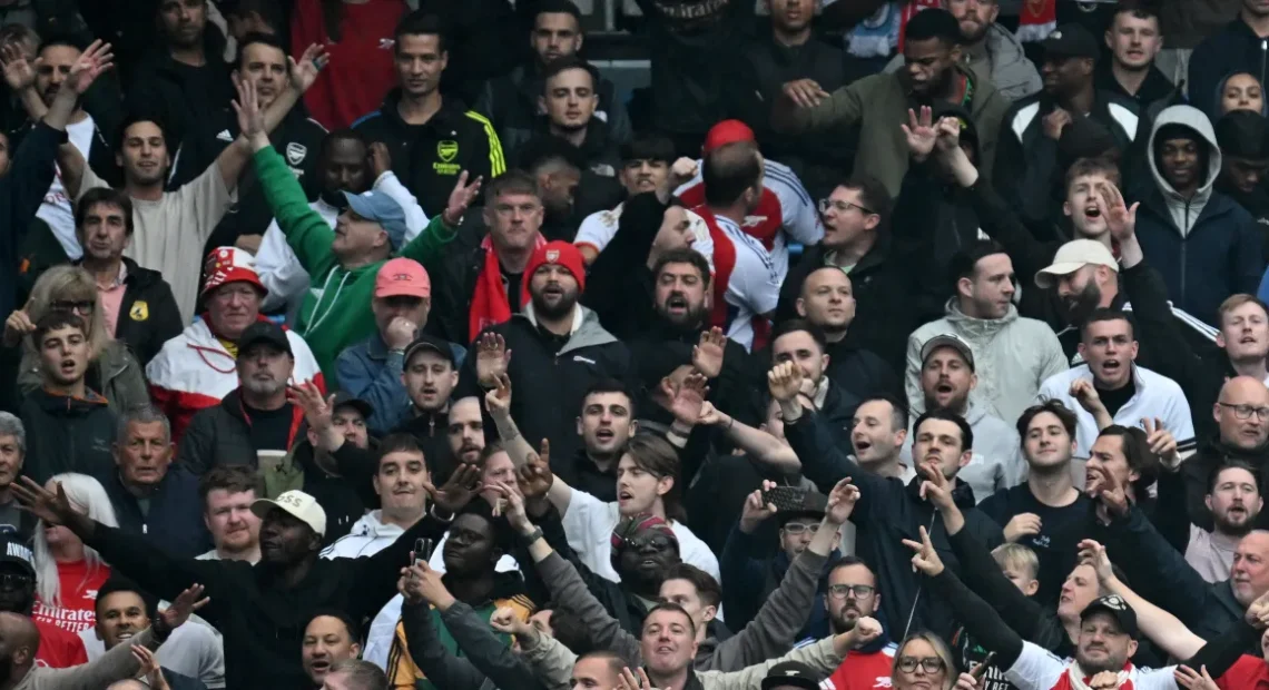 Arsenal fans angry at Premier League social media admin: 'We're getting trolled'