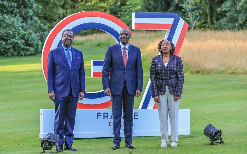 G7
