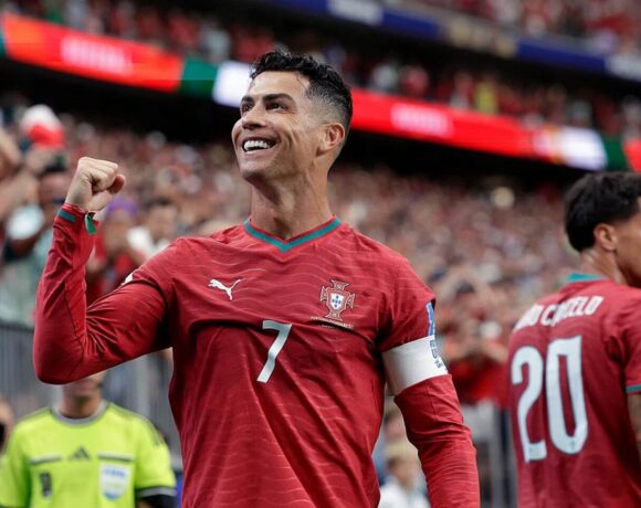 CR7