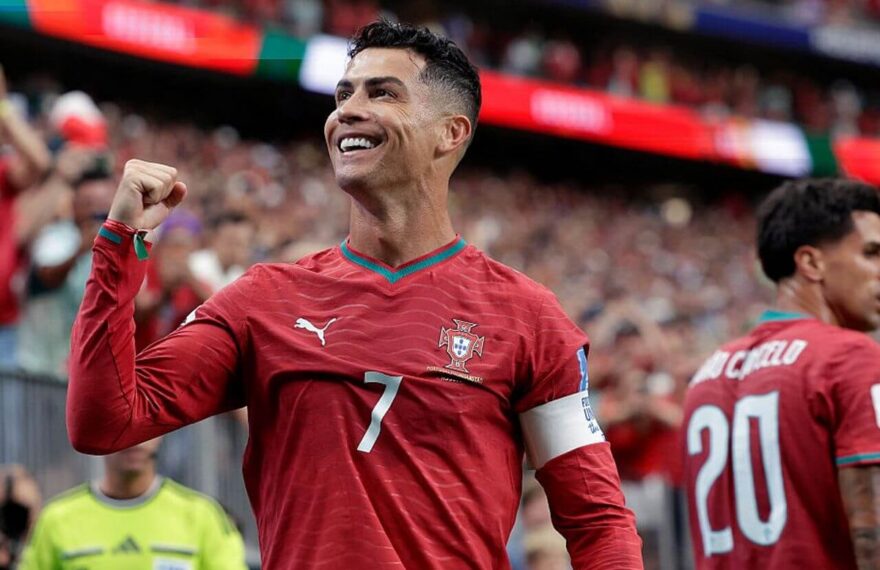 CR7
