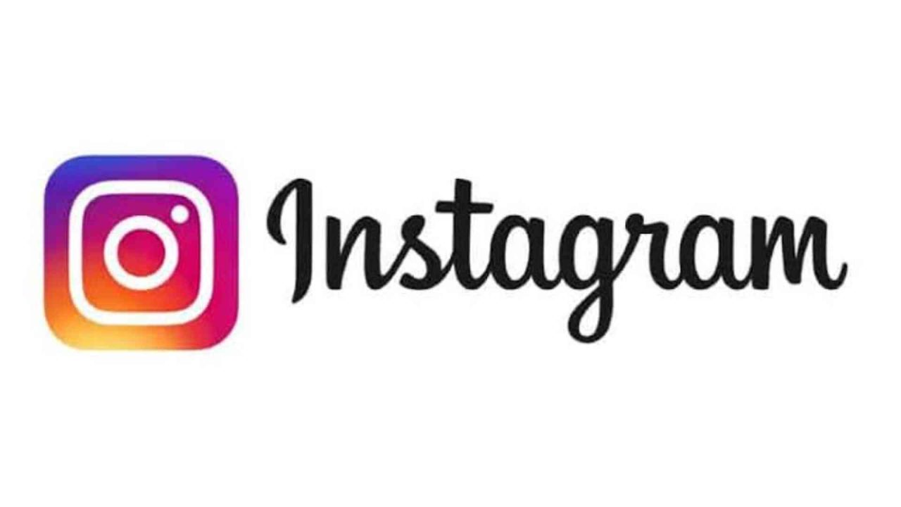 Instagram Pixel effect for obscuring people in Stories