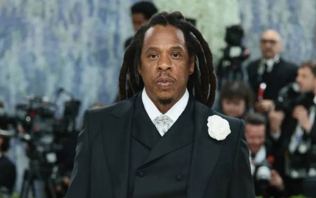 Jay-Z accuser retracts rape allegations in new court declaration