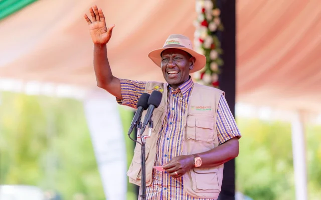 Ruto backs Sh2 trillion Lamu refinery as residents challenge land takeover
