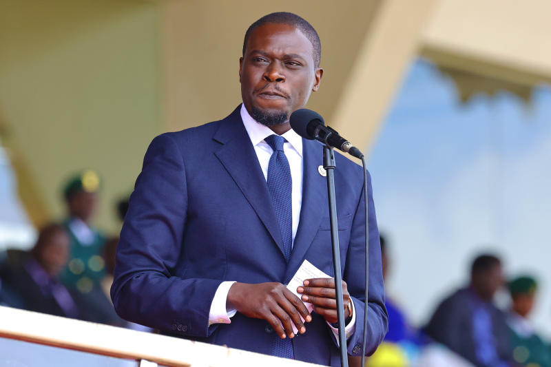 Sakaja Pays Emotional Tribute to Raila Odinga
