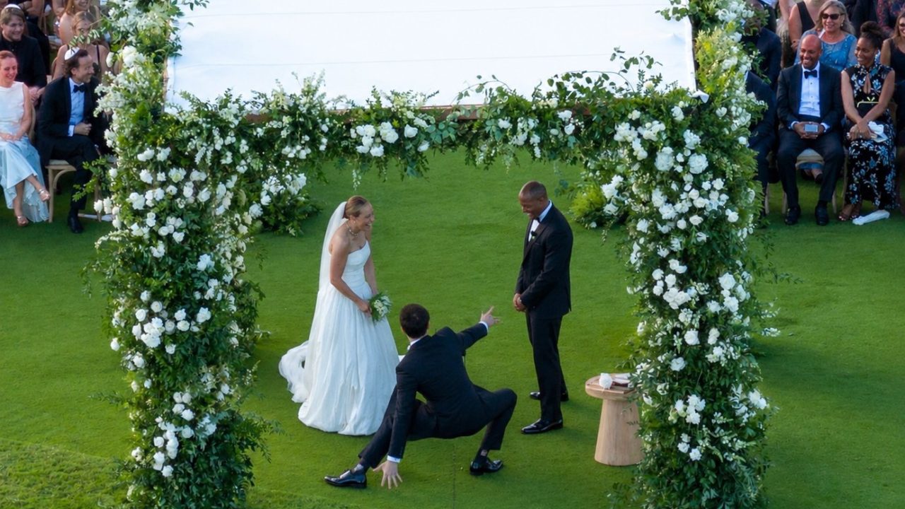 Spider-Man Star Tobey Maguire Officiates Ex-Wife’s Wedding