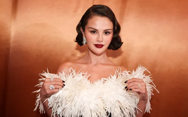 Selena Gomez Reveals How Vaping Damaged Her Voice