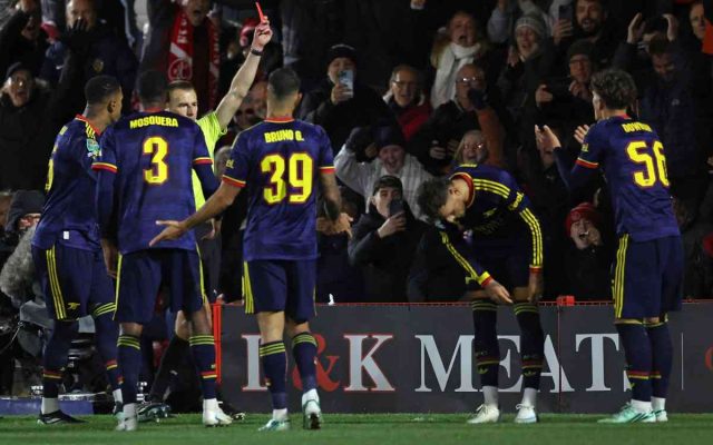 Dowman red card appeal fails as Arsenal teenager faces three-game ban