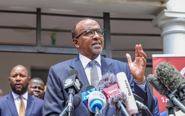 Duale vows tighter Ebola response controls to prevent profiteering