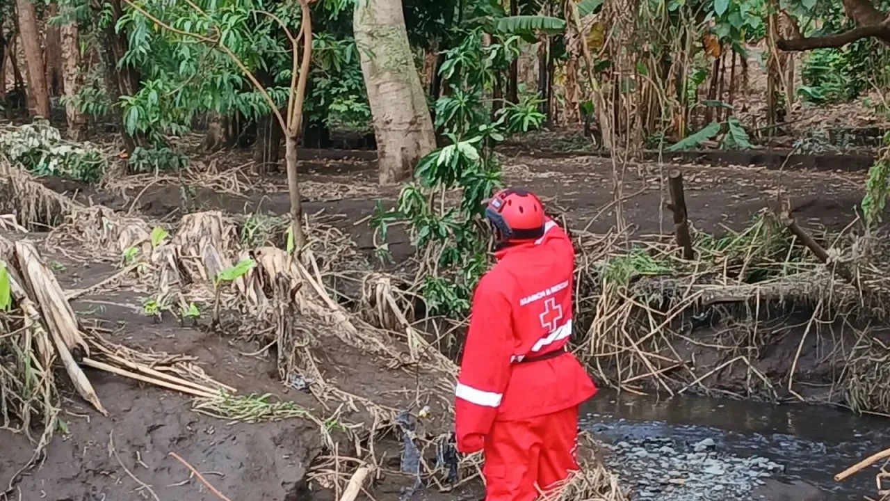 Kajiado flooding: One missing after attempting to cross swollen river