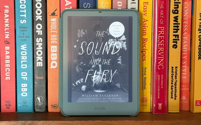Kindle Paperwhite Signature Edition gets new design and $250 price