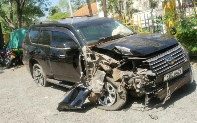 Kisumu police chase ends in Prado crash, two robbery suspects arrested