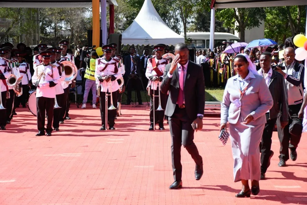 Sifuna CUEA welcome draws loud applause at 45th graduation