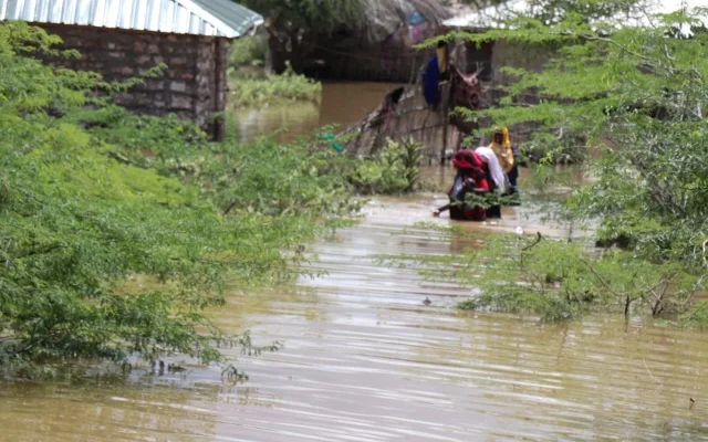Tana River floods displace 302 households as dams overflow